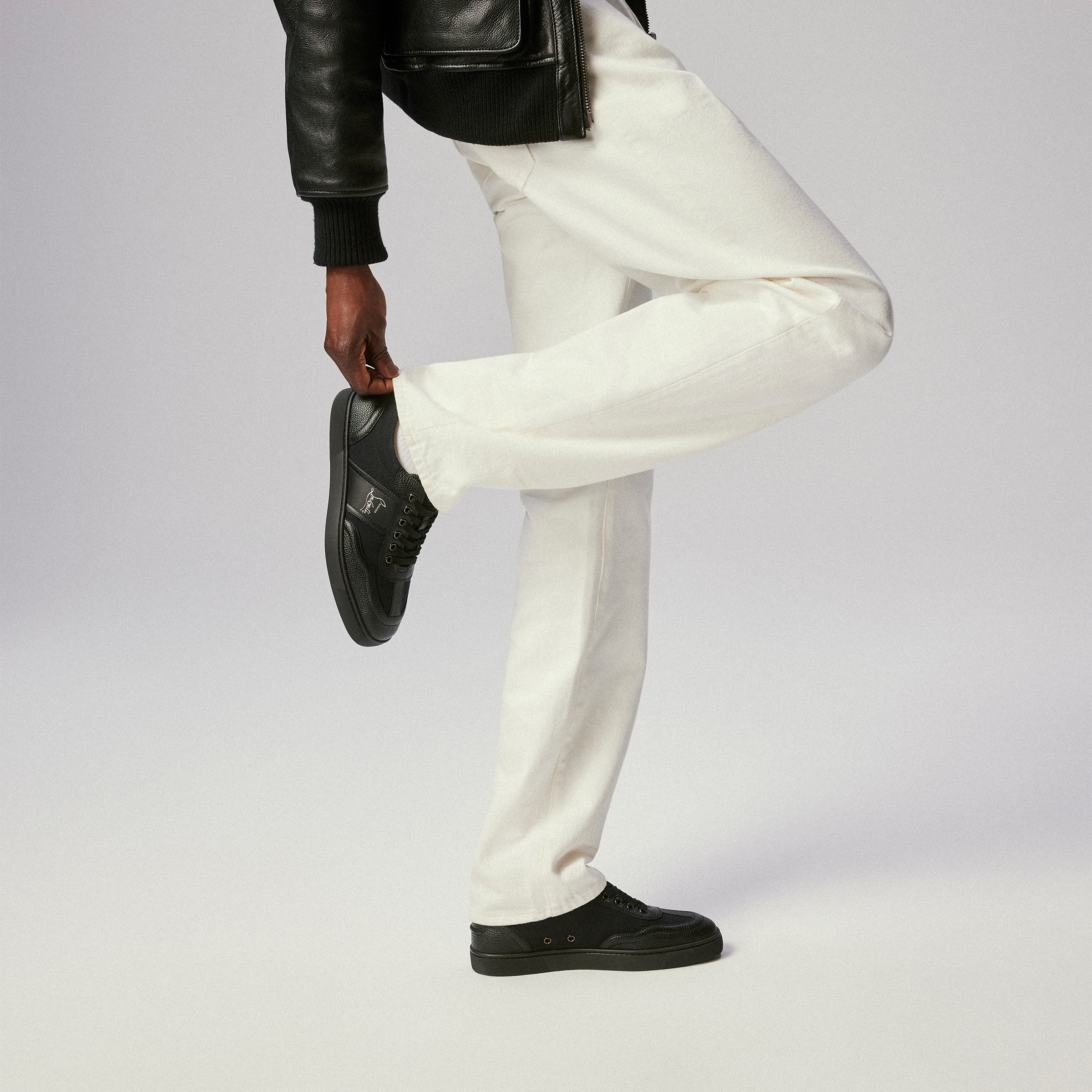 ChristianLouboutinローカットスニーカーReteroキャンバスレザー Retero - Sneakers - Grained calf leather - Black - Men