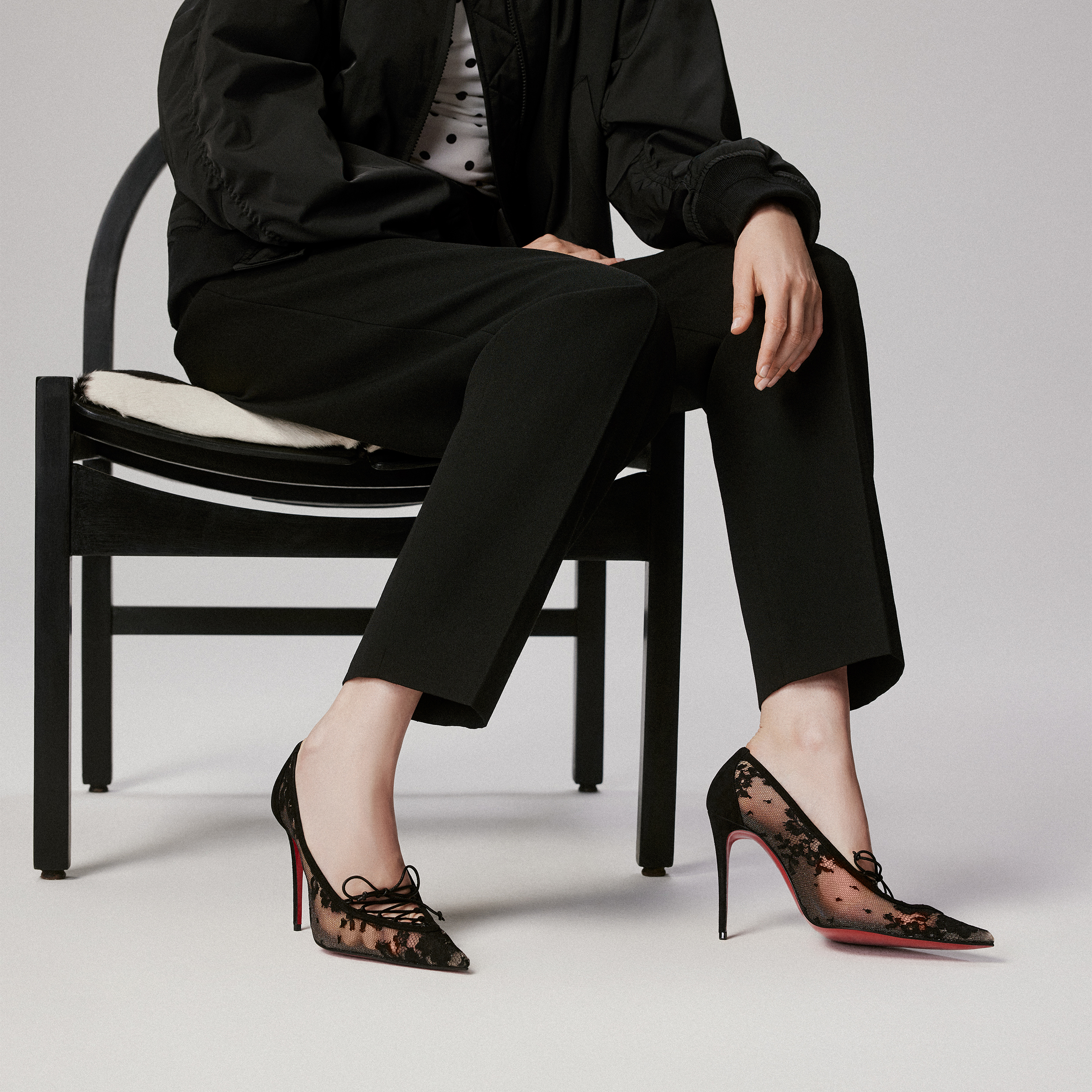 【送料&関税込】Christian Louboutin Black Veau Velours Condo Sandaloo - 130 mm Sandals - Veau velours - Black - Women
