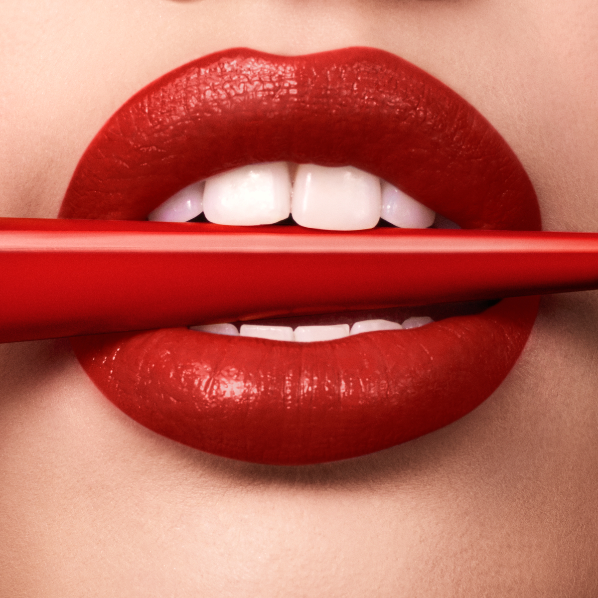 Rouge Stiletto Glossy Shine