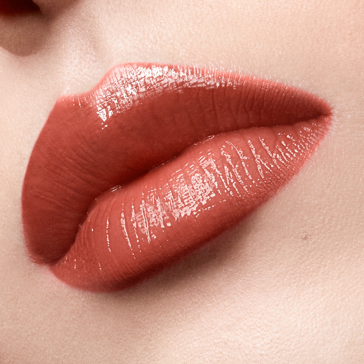 Rouge Stiletto Glossy Shine - Shine Lipstick - Bare Rococotte 013S