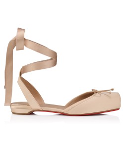 Cassia Lace Up