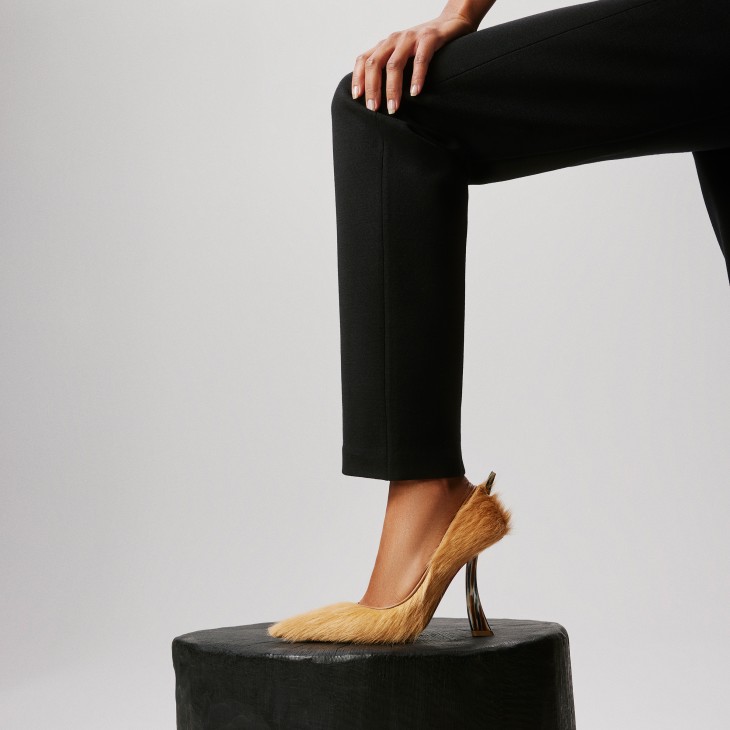 Kate Clawmax - 100 mm Pumps - Hairy calf leather - Goldie Kate Clawmax - 100 mm Pumps - Hairy calf leather - Goldie