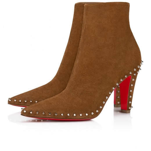 Pin by Lina Evangelaki on RED  Christian louboutin boots, Christian  louboutin shoes, Christian louboutin pigalle