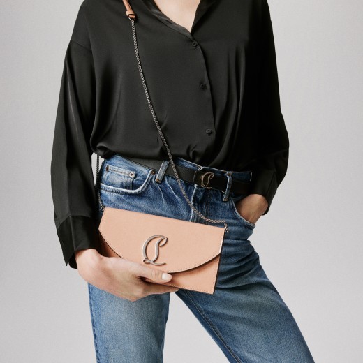 【Christian Louboutin】 Loubi54 レザーウォレット Loubi54 - Wallet on chain - Calf leather - Black and gold