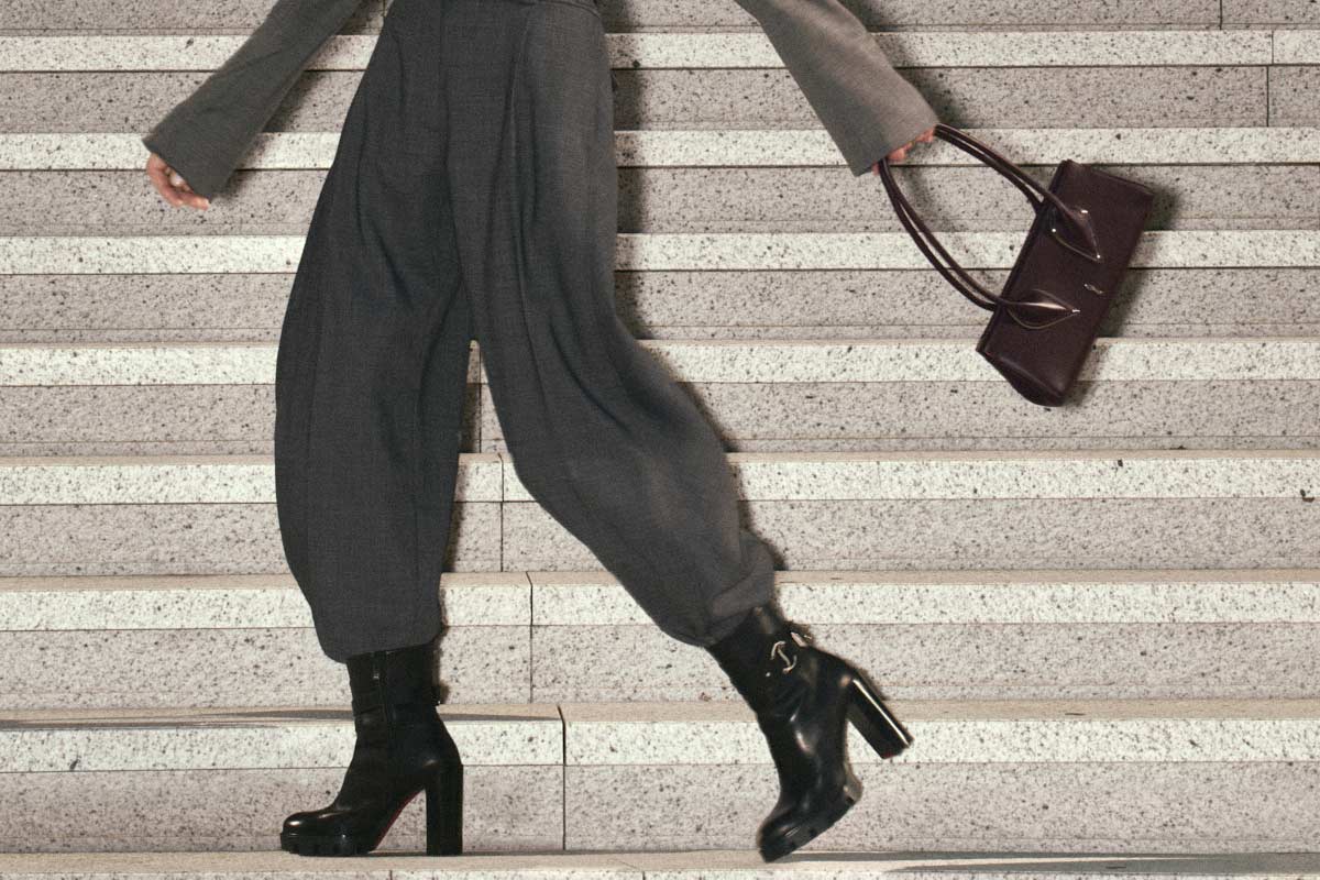 ルブタン Louboutin heel 40.5/26.5cm ベージュ13A Christian Louboutin クリスチャンルブタン オープントゥパンプス